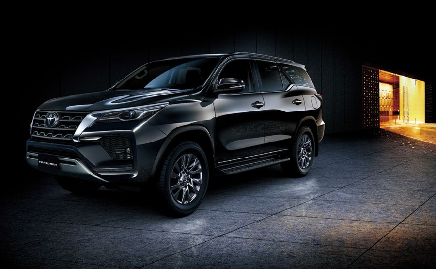 Prices and Specifications for Toyota Fortuner VX1 4x4 2021 in Saudi